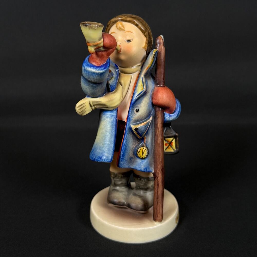 Hummel Figurine "Hear Ye, Hear Ye" #15/0 Goebel TMK5 W. Germany